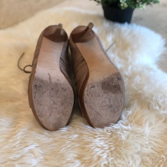 Stuart Weitzman lace-up sandals - Picture 6 of 7